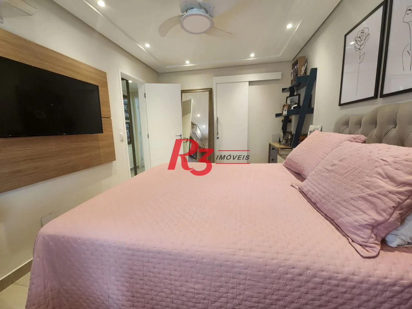Apartamento com 1 dormitório para alugar, 101 m² por R$ 6.200,00/mês - Campo Grande - Santos/SP