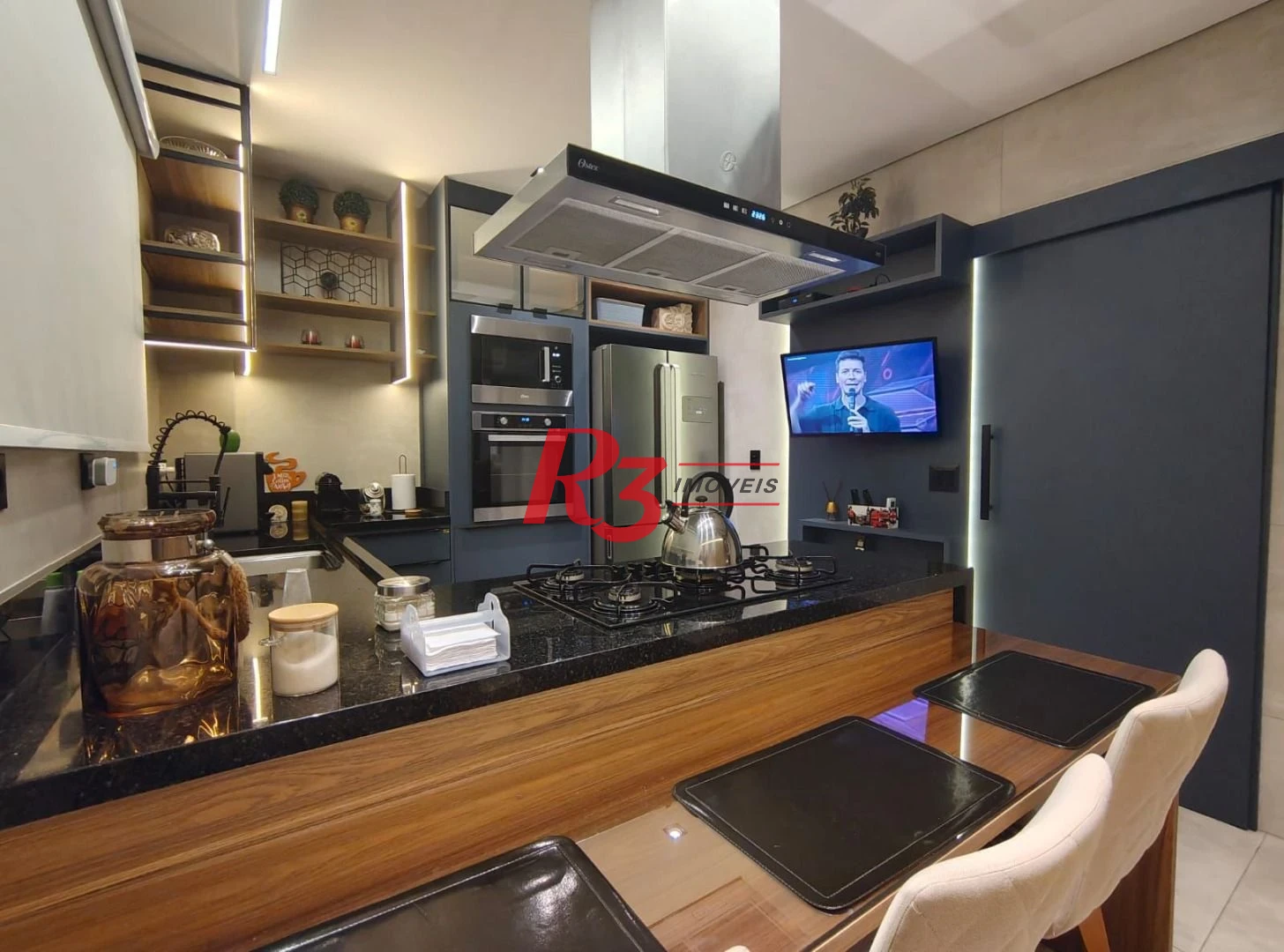 Apartamento à venda, 170 m² por R$ 2.350.000,00 - Gonzaga - Santos/SP