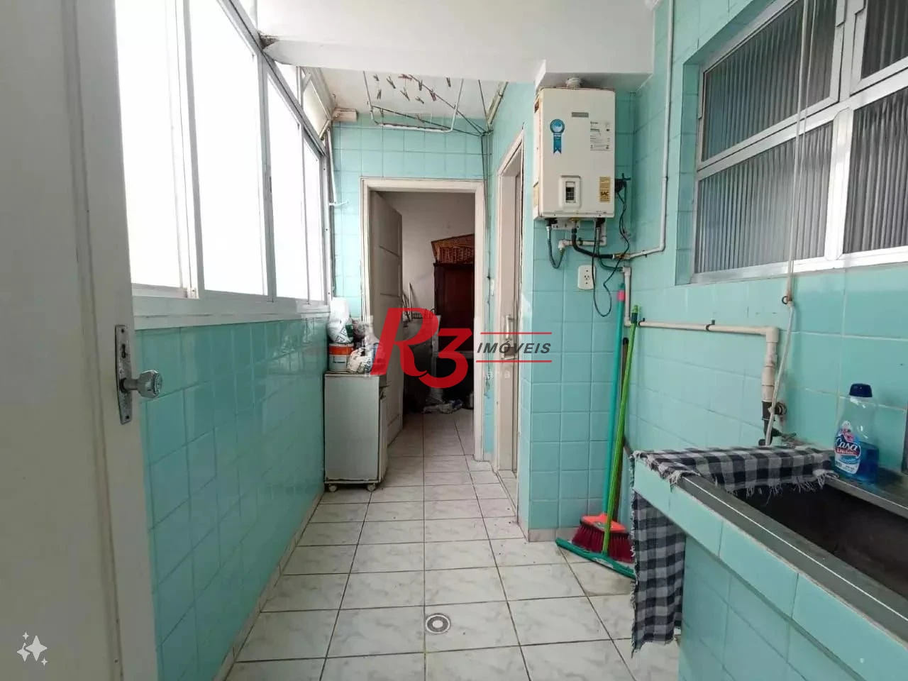 Apartamento com 3 dormitórios para alugar, 184 m² - Gonzaga - Santos/SP