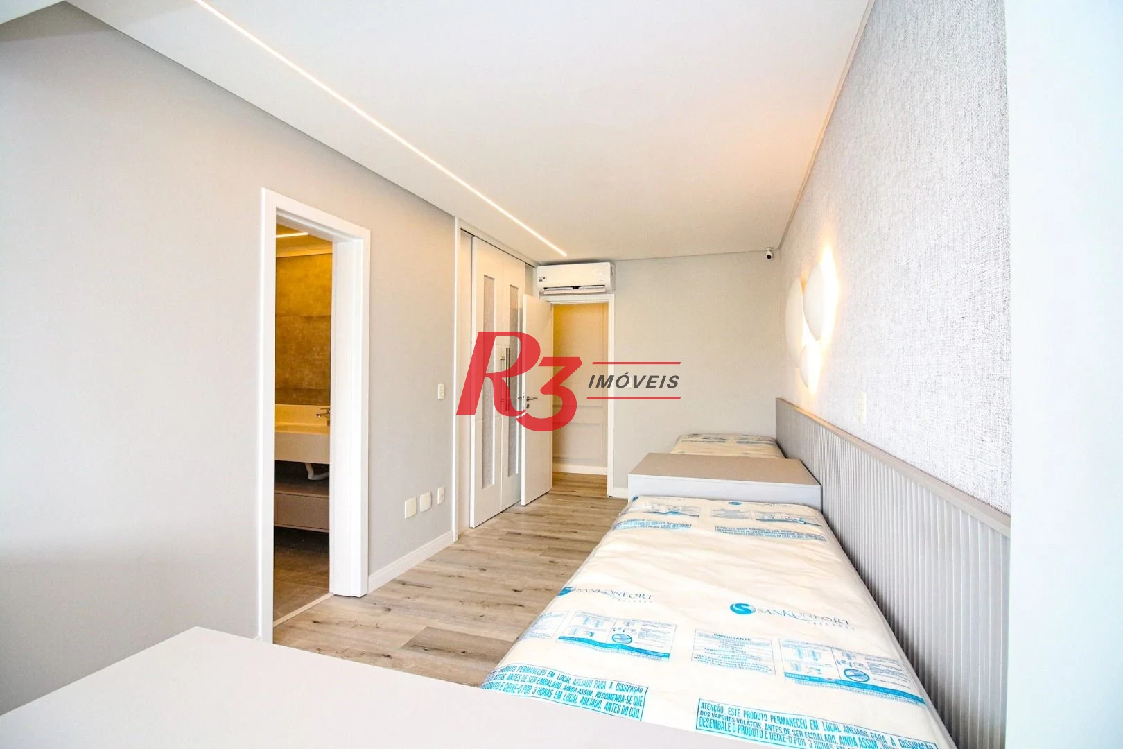 Apartamento à venda, 232 m² por R$ 4.050.000,00 - Embaré - Santos/SP