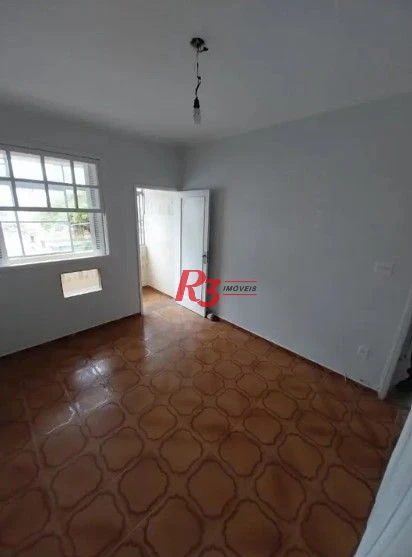 Apartamento com 2 dormitórios à venda, 74 m² por R$ 380.000,00 - Gonzaga - Santos/SP
