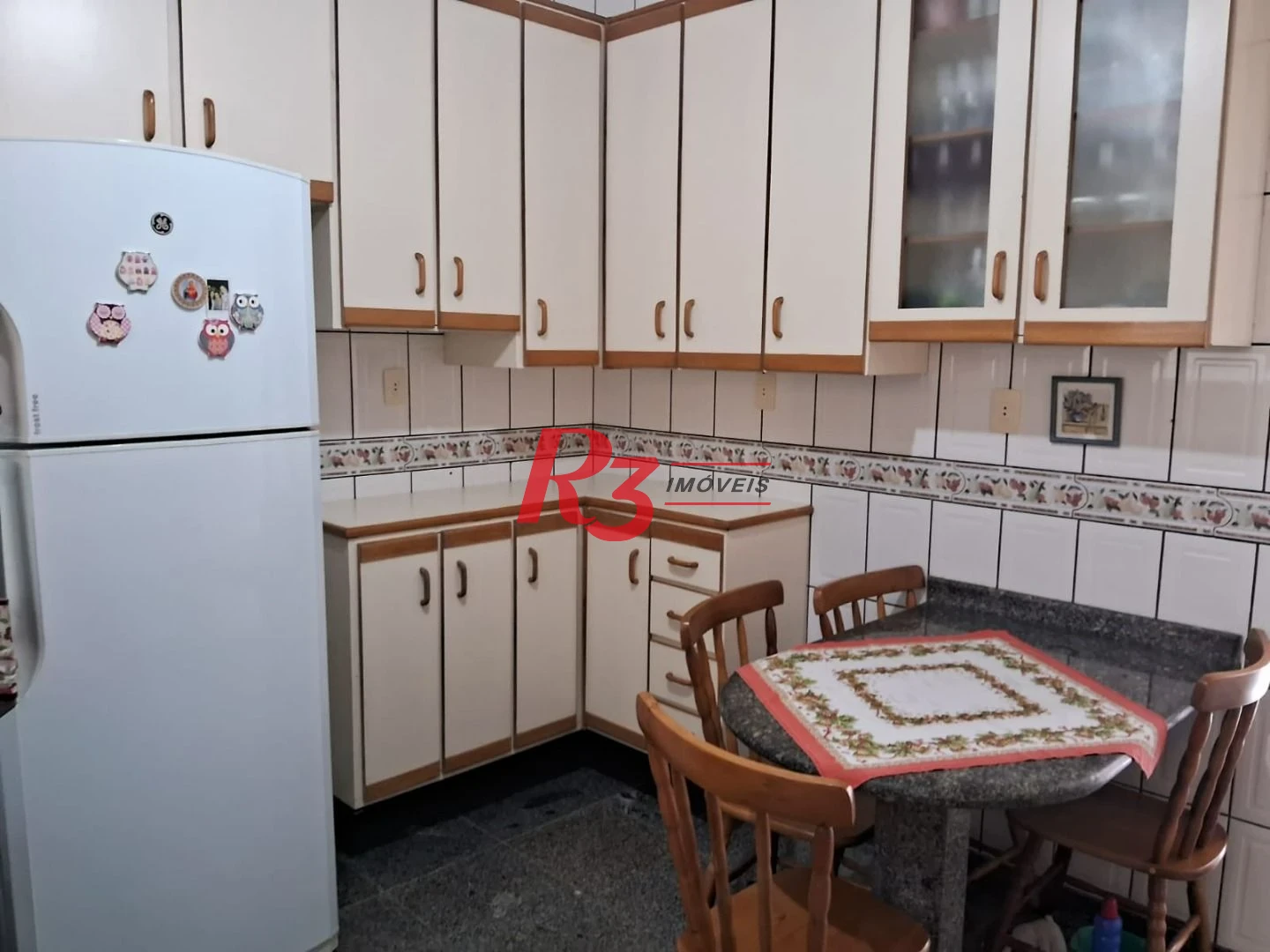 Sobrado com 3 dormitórios à venda, 120 m² por R$ 480.000,00 - Chico de Paula - Santos/SP