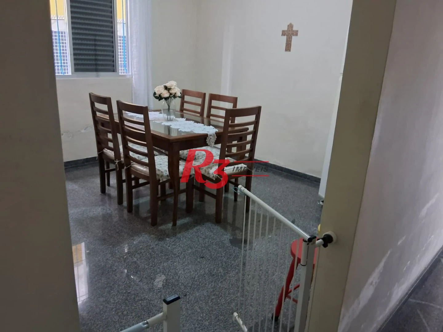 Sobrado com 3 dormitórios à venda, 120 m² por R$ 480.000,00 - Chico de Paula - Santos/SP