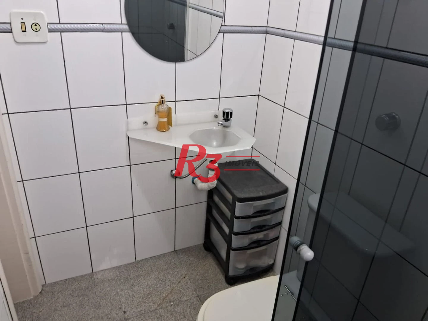 Sobrado com 3 dormitórios à venda, 120 m² por R$ 480.000,00 - Chico de Paula - Santos/SP