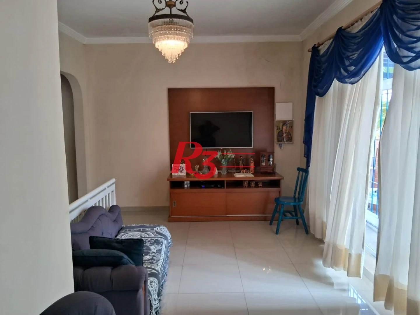 Sobrado com 3 dormitórios à venda, 120 m² por R$ 480.000,00 - Chico de Paula - Santos/SP