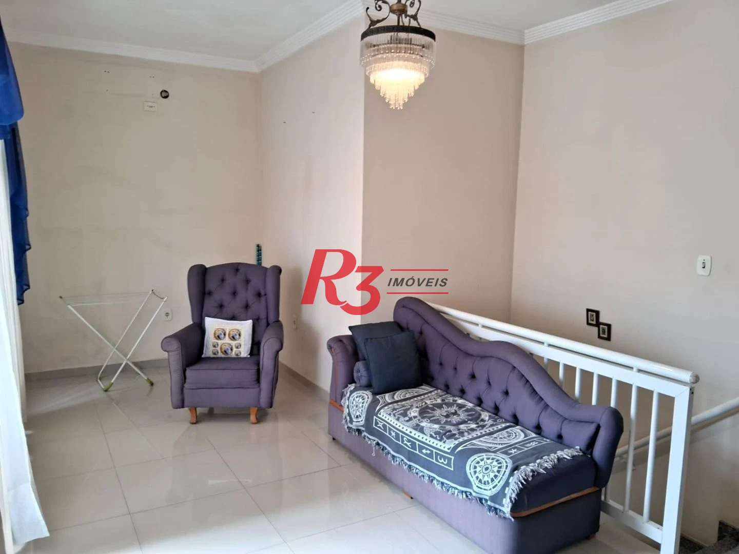 Sobrado com 3 dormitórios à venda, 120 m² por R$ 480.000,00 - Chico de Paula - Santos/SP