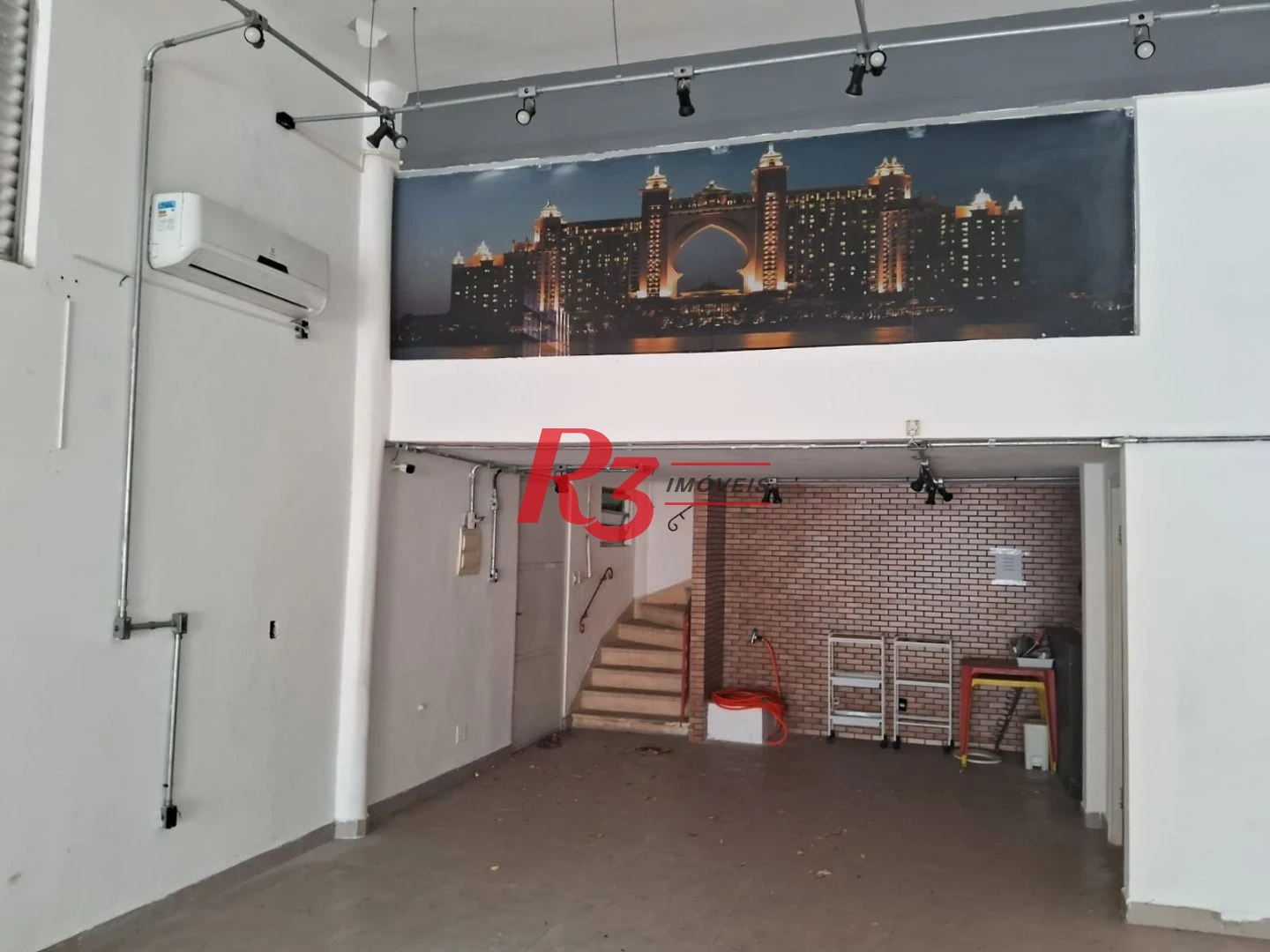 Prédio, 640 m² - venda por R$ 2.900.000,00 ou aluguel por R$ 26.433,27/mês - Ponta da Praia - Santos/SP