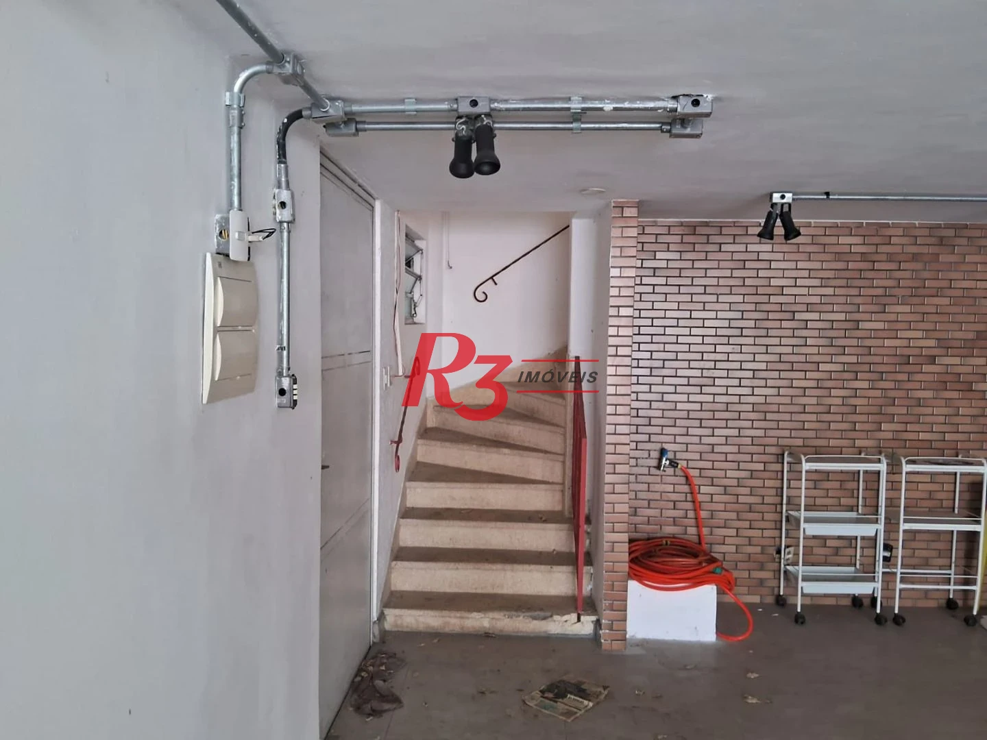 Prédio, 640 m² - venda por R$ 2.900.000,00 ou aluguel por R$ 26.433,27/mês - Ponta da Praia - Santos/SP