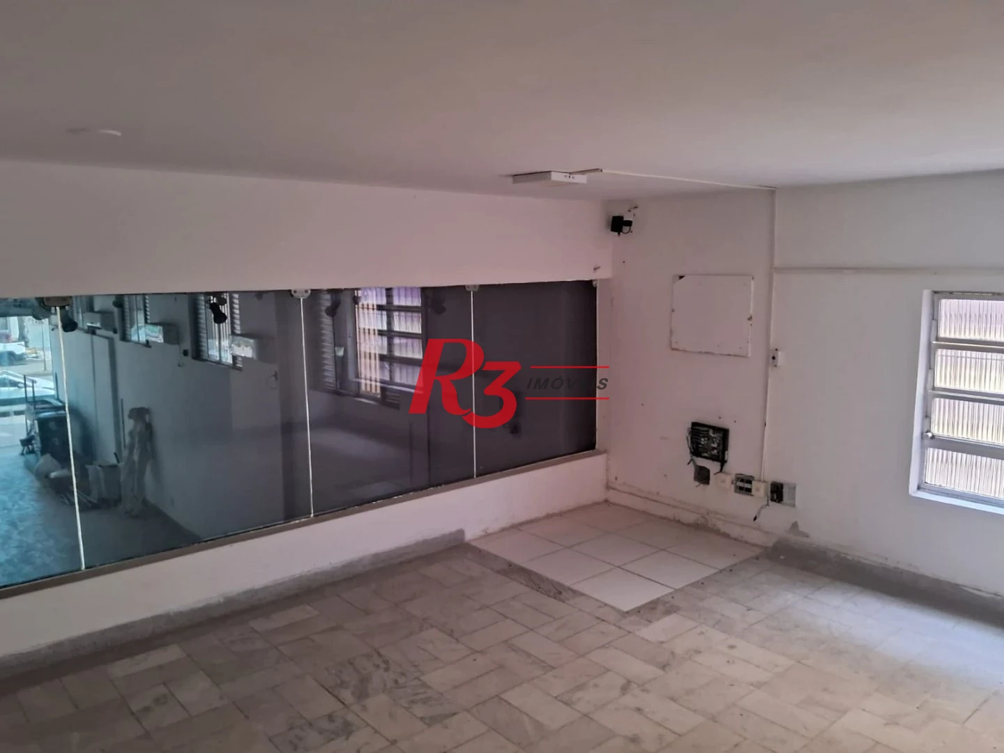 Prédio, 640 m² - venda por R$ 2.900.000,00 ou aluguel por R$ 26.433,27/mês - Ponta da Praia - Santos/SP