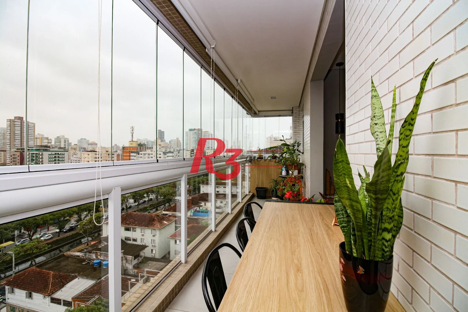Apartamento com 3 Quartos à venda, 111 m² por R$ 1.120.000 - Marapé - Santos/SP