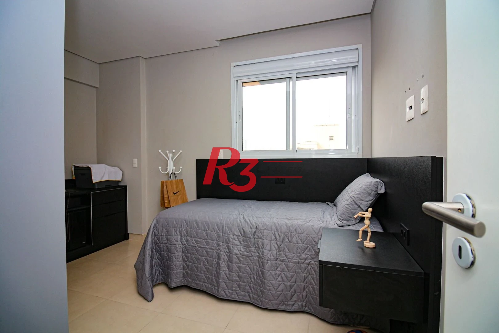Apartamento com 3 Quartos à venda, 111 m² por R$ 1.120.000 - Marapé - Santos/SP