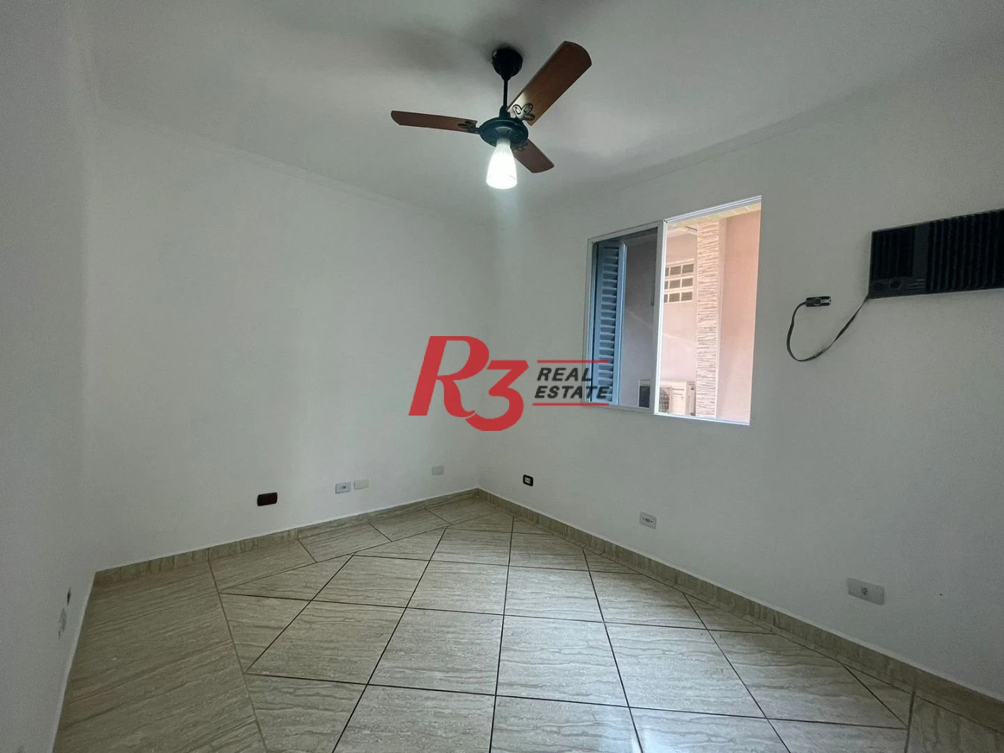 Apartamento com 3 dormitórios à venda, 115 m² por R$ 620.000,00 - Boqueirão - Santos/SP