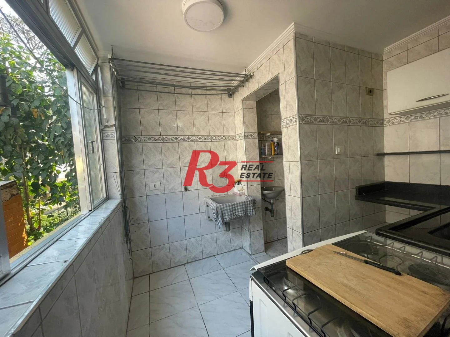 Apartamento com 3 dormitórios à venda, 115 m² por R$ 620.000,00 - Boqueirão - Santos/SP
