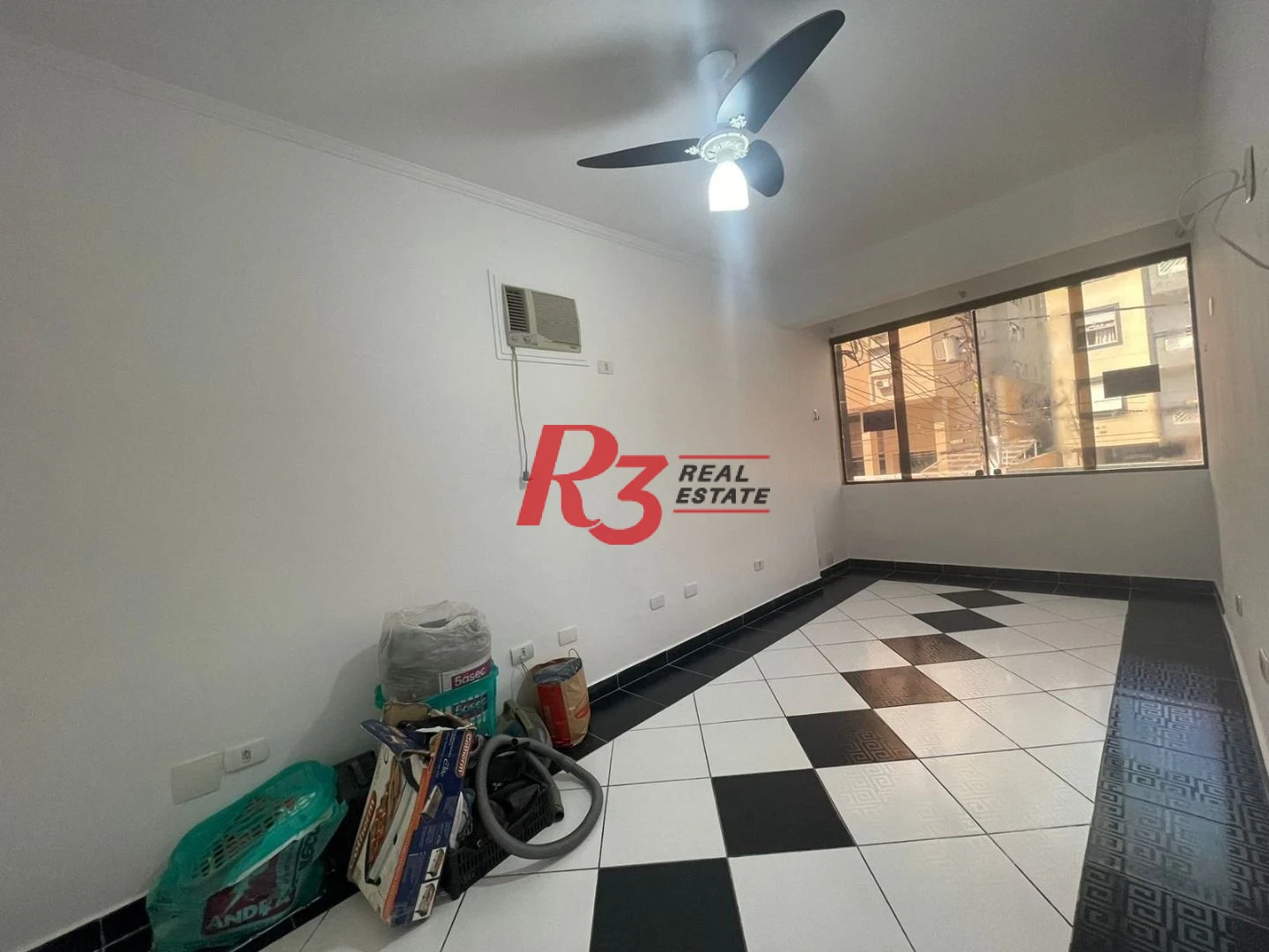 Apartamento com 3 dormitórios à venda, 115 m² por R$ 620.000,00 - Boqueirão - Santos/SP