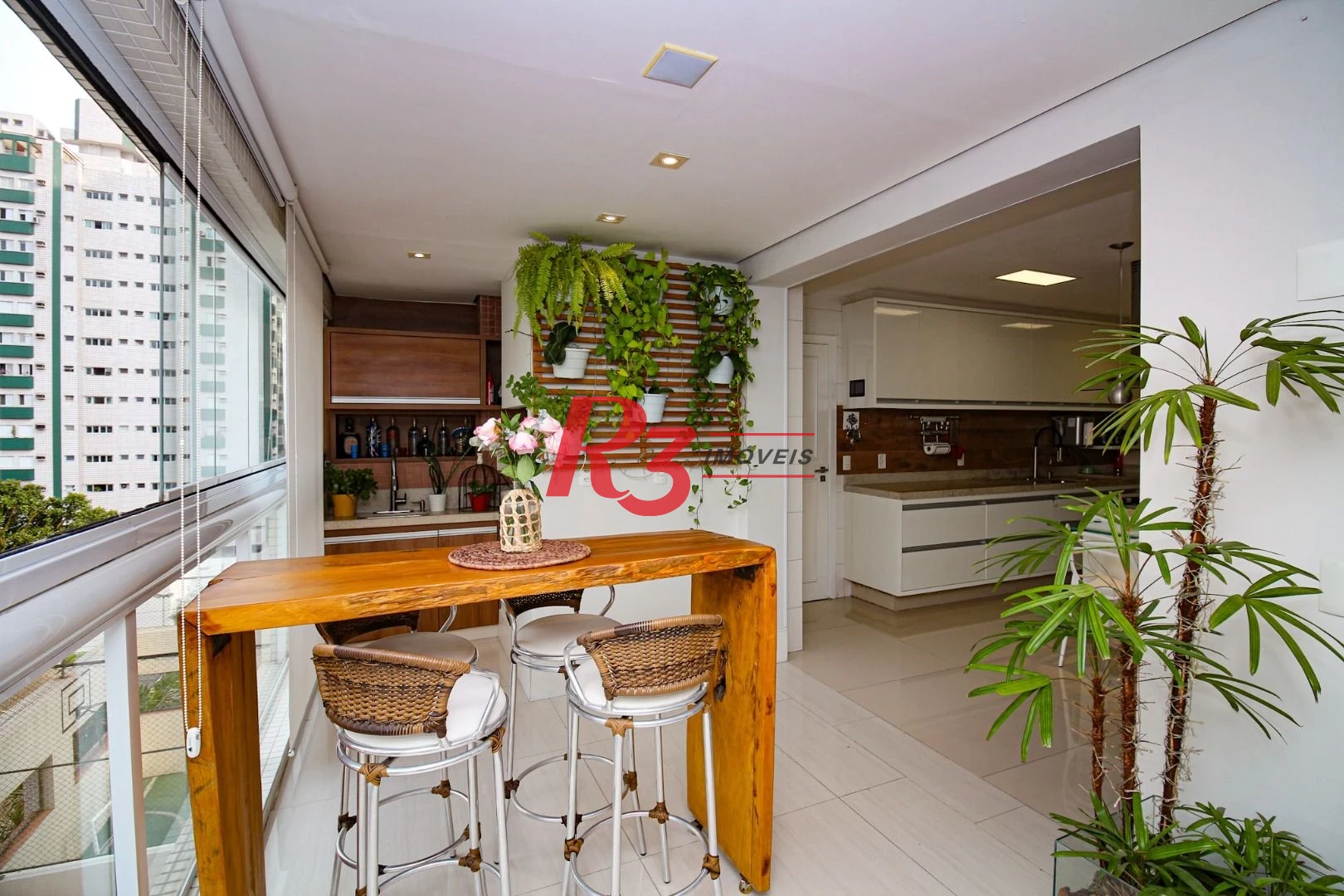 Apartamento, 228 m² - venda por R$ 3.800.000,00 ou aluguel por R$ 26.000,00/mês - Gonzaga - Santos/SP