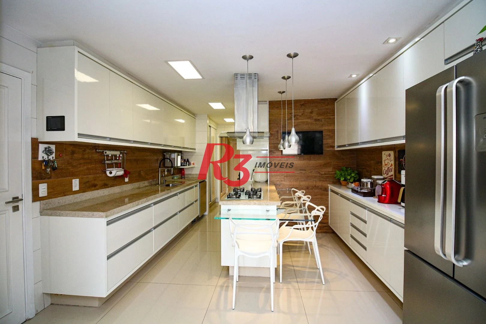 Apartamento, 228 m² - venda por R$ 3.800.000,00 ou aluguel por R$ 26.000,00/mês - Gonzaga - Santos/SP