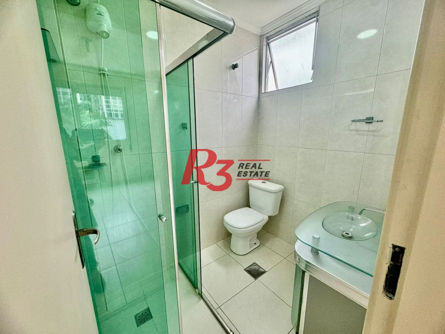 Apartamento para alugar, 102 m² por R$ 4.500,00/mês - Gonzaga - Santos/SP