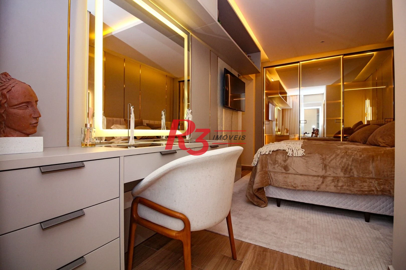 Apartamento com 3 quartos à venda, 125 m² por R$ 2.250.000 - Aparecida - Santos/SP
