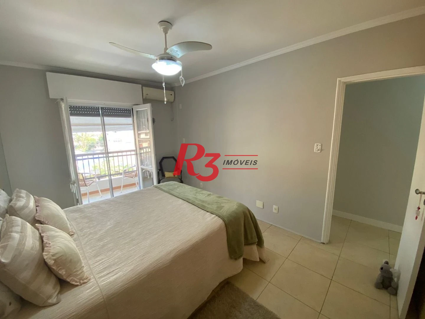 Apartamento com 3 dormitórios à venda, 163 m² por R$ 998.000,00 - Boqueirão - Santos/SP