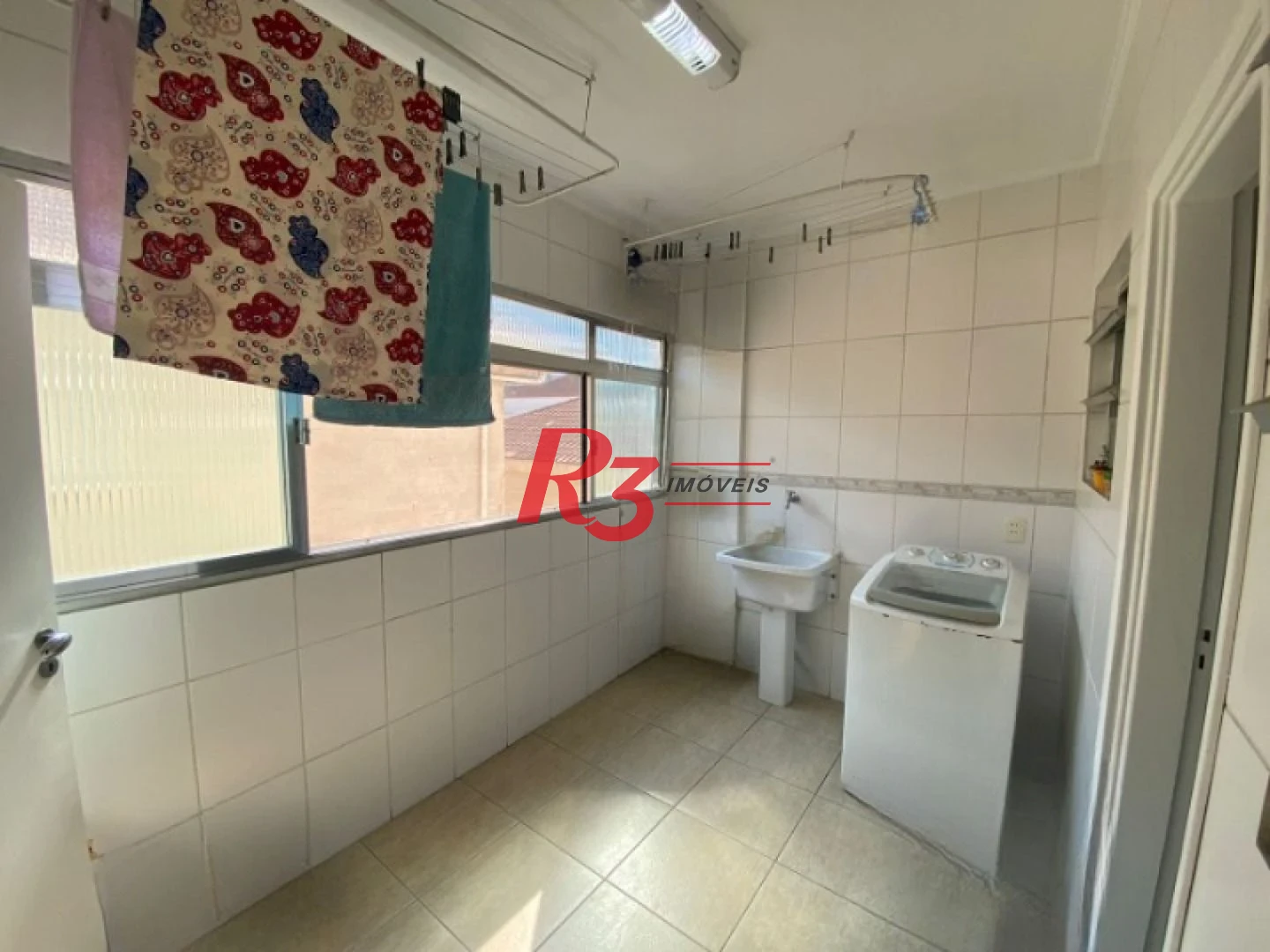 Apartamento com 3 dormitórios à venda, 163 m² por R$ 998.000,00 - Boqueirão - Santos/SP