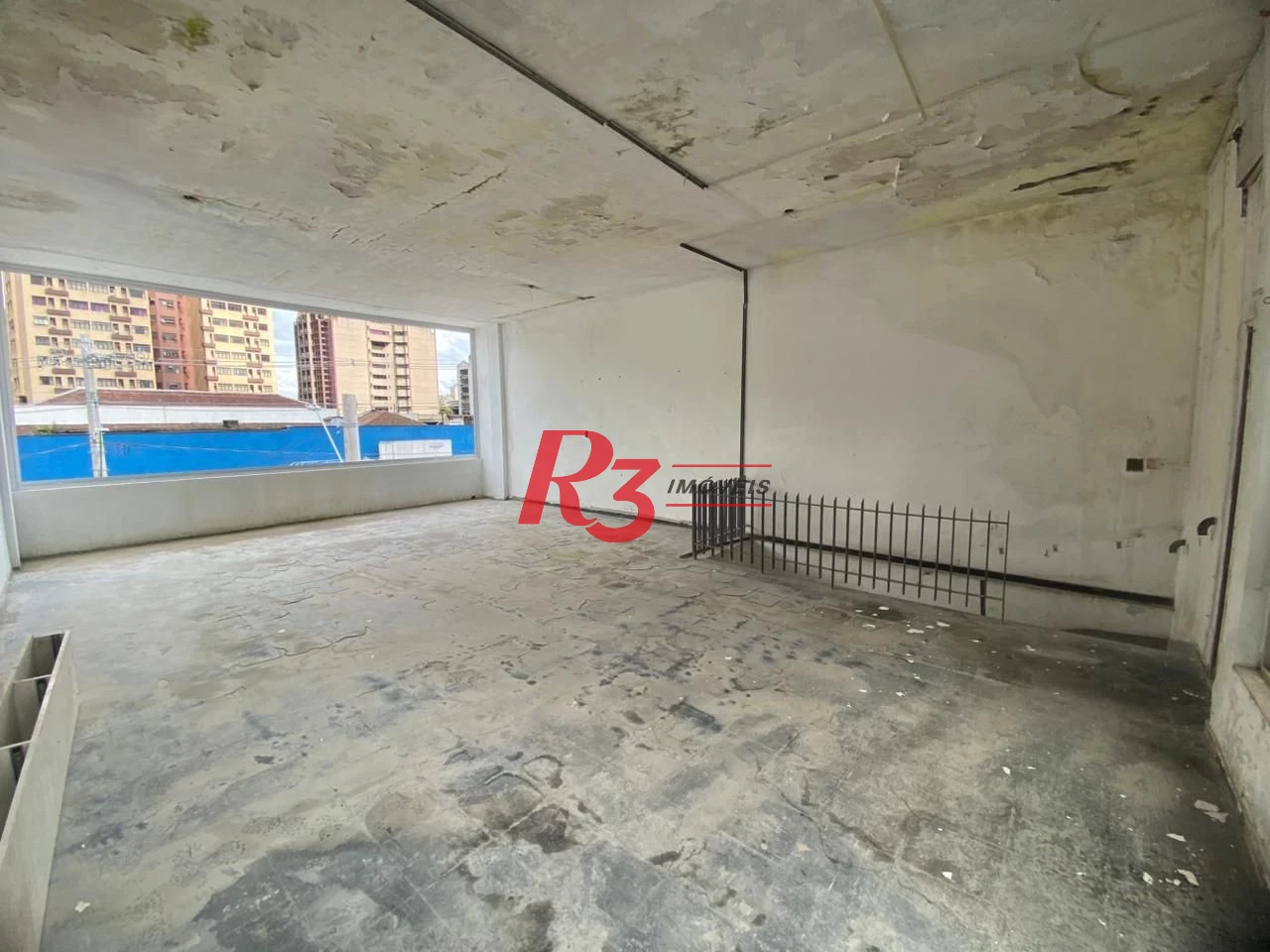 Galpão, 331 m² - venda por R$ 800.000,00 ou aluguel por R$ 5.806,13/mês - Paquetá - Santos/SP
