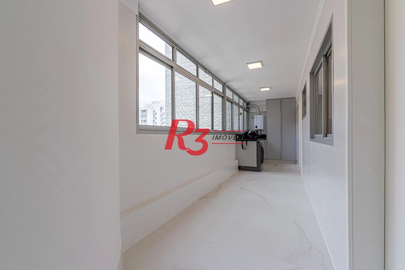 Apartamento à venda, 223 m² por R$ 2.590.000,00 - Boqueirão - Santos/SP