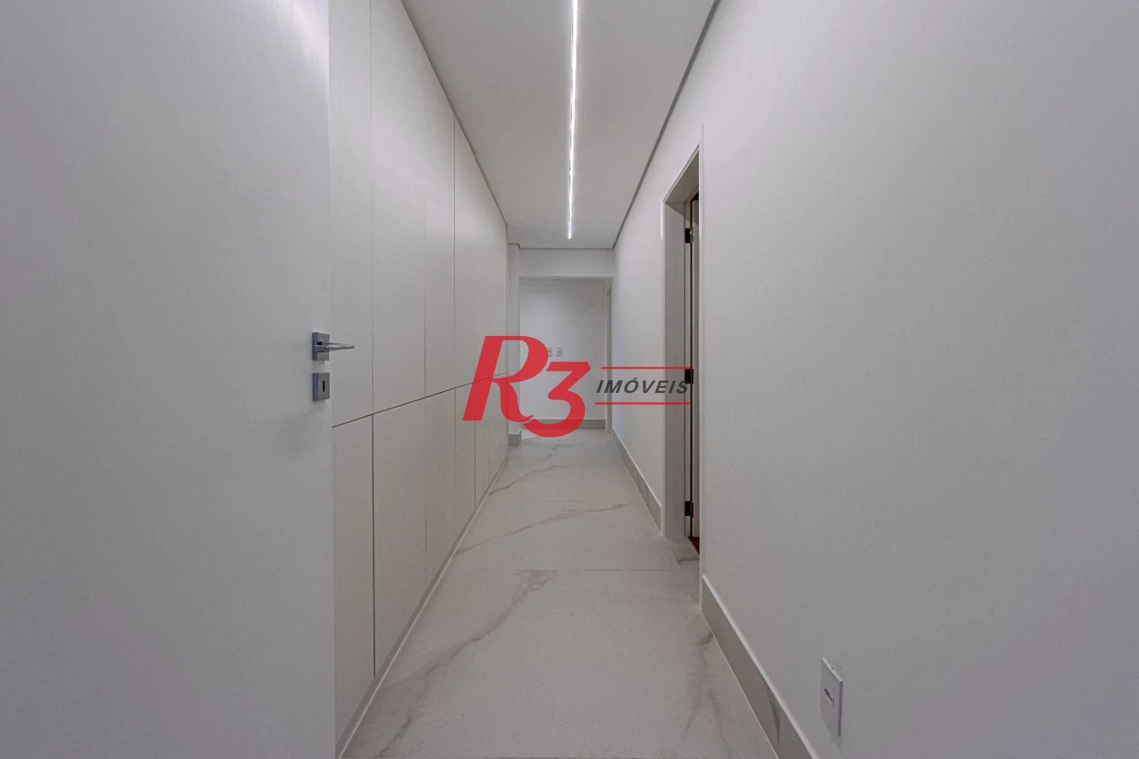 Apartamento à venda, 223 m² por R$ 2.590.000,00 - Boqueirão - Santos/SP