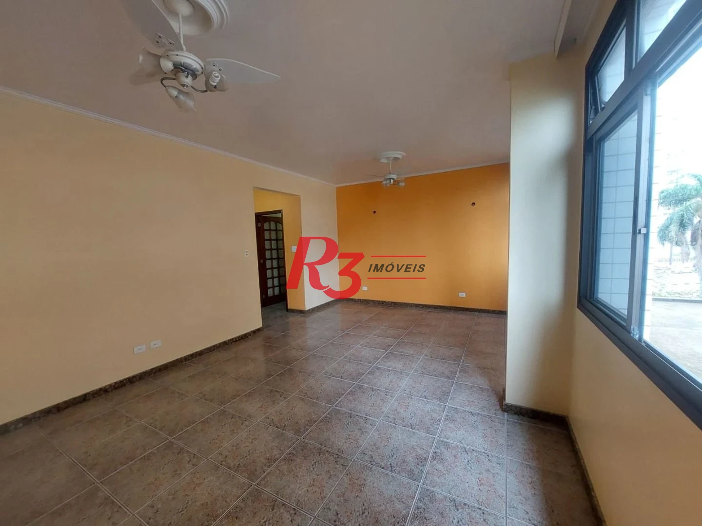 Apartamento com 2 dormitórios à venda, 160 m² por R$ 900.000,00 - José Menino - Santos/SP