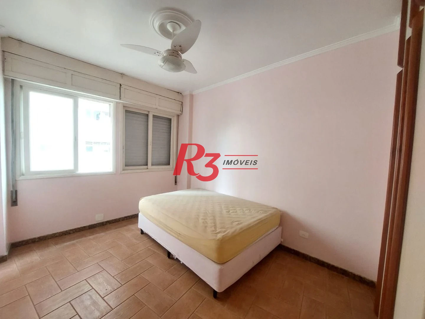 Apartamento com 2 dormitórios à venda, 160 m² por R$ 900.000,00 - José Menino - Santos/SP