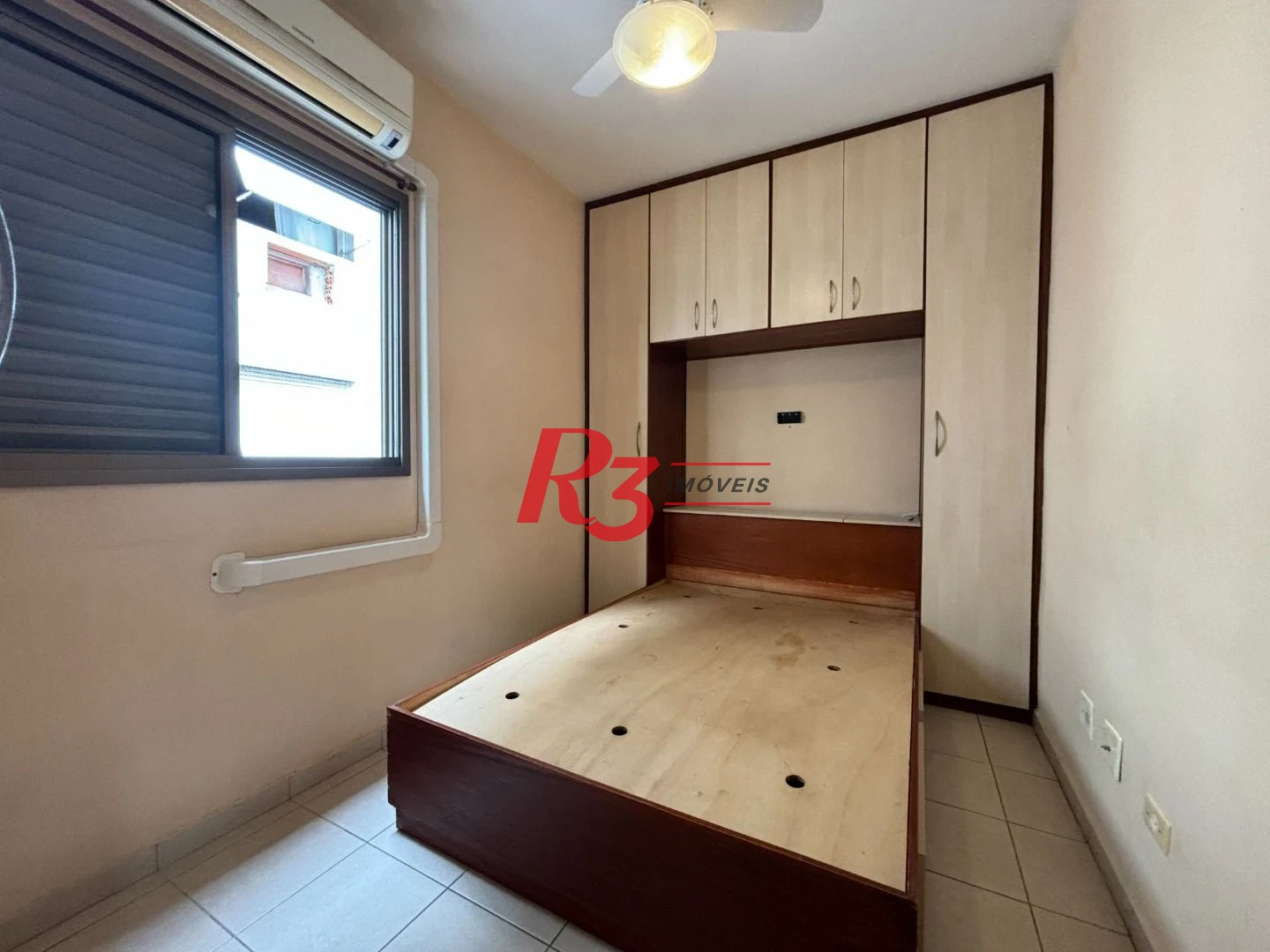 Apartamento com 2 dormitórios à venda, 46 m² por R$ 370.000,00 - Campo Grande - Santos/SP