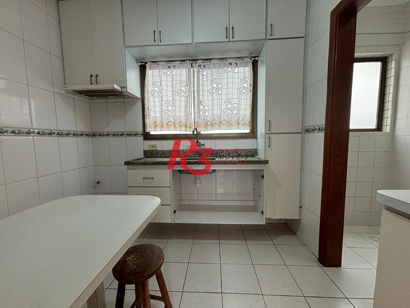 Apartamento com 2 dormitórios à venda, 46 m² por R$ 370.000,00 - Campo Grande - Santos/SP
