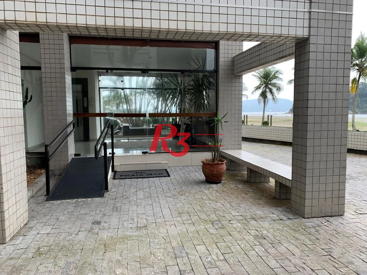 Apartamento com 3 dormitórios à venda, 115 m² por R$ 780.000,00 - José Menino - Santos/SP