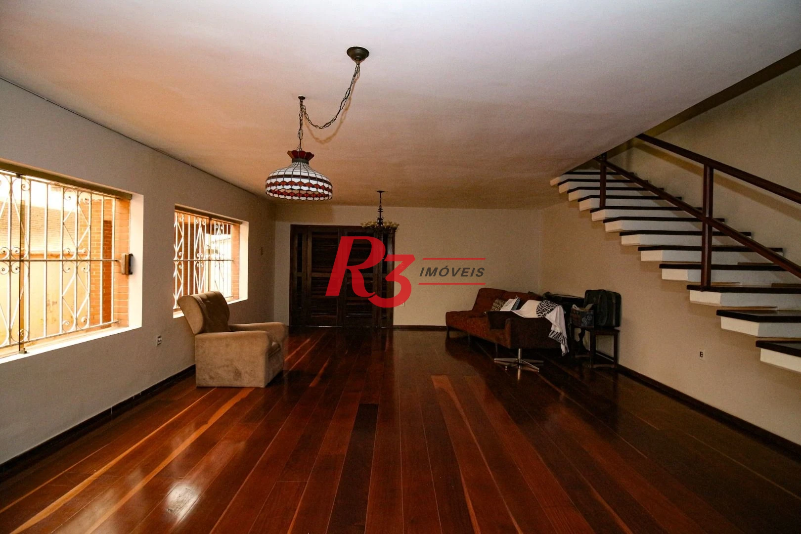 Sobrado com 4 dormitórios, 325 m² - venda por R$ 2.500.000,00 ou aluguel por R$ 8.000,00/mês - Embaré - Santos/SP