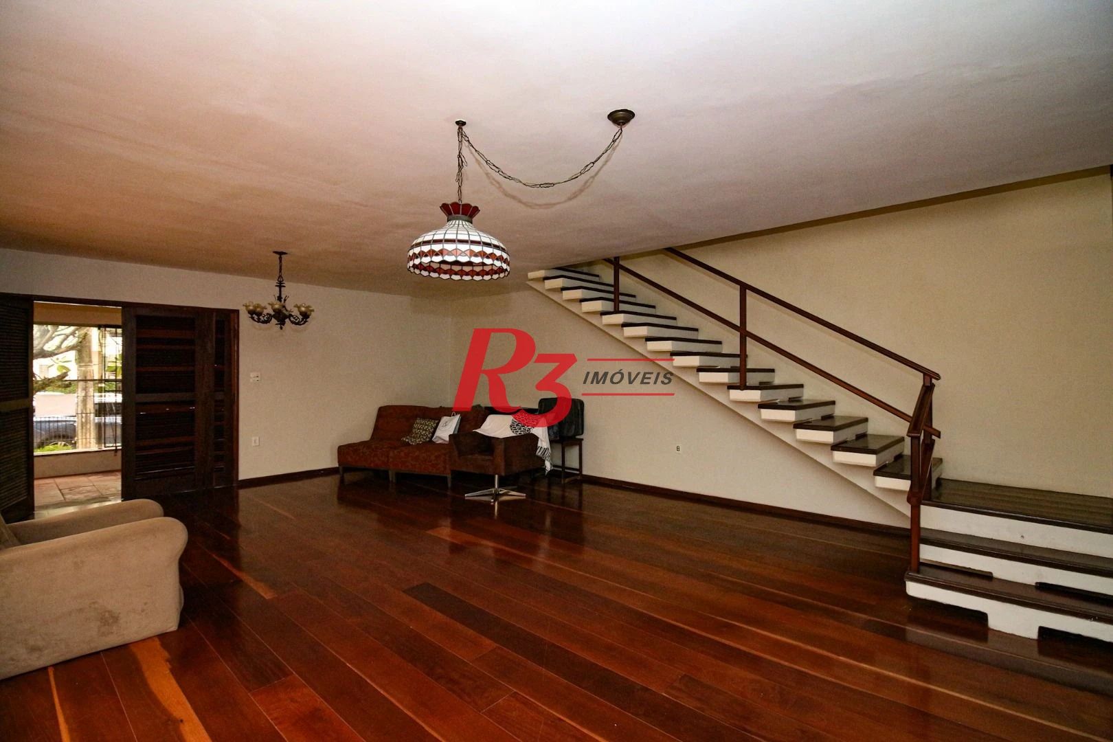 Sobrado com 4 dormitórios, 325 m² - venda por R$ 2.500.000,00 ou aluguel por R$ 8.000,00/mês - Embaré - Santos/SP