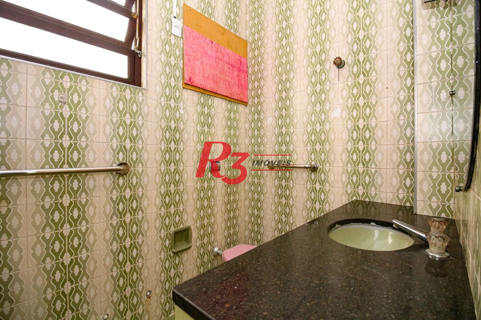 Sobrado com 4 dormitórios, 325 m² - venda por R$ 2.500.000,00 ou aluguel por R$ 8.000,00/mês - Embaré - Santos/SP