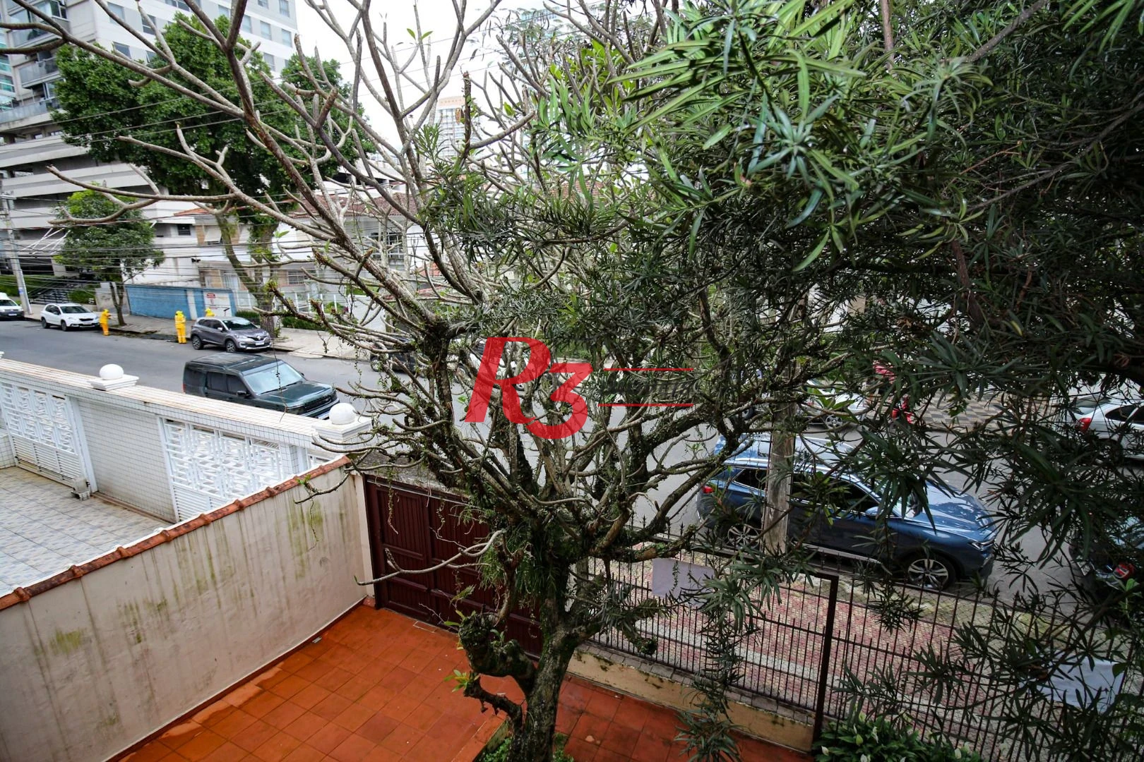 Sobrado com 4 dormitórios, 325 m² - venda por R$ 2.500.000,00 ou aluguel por R$ 8.000,00/mês - Embaré - Santos/SP