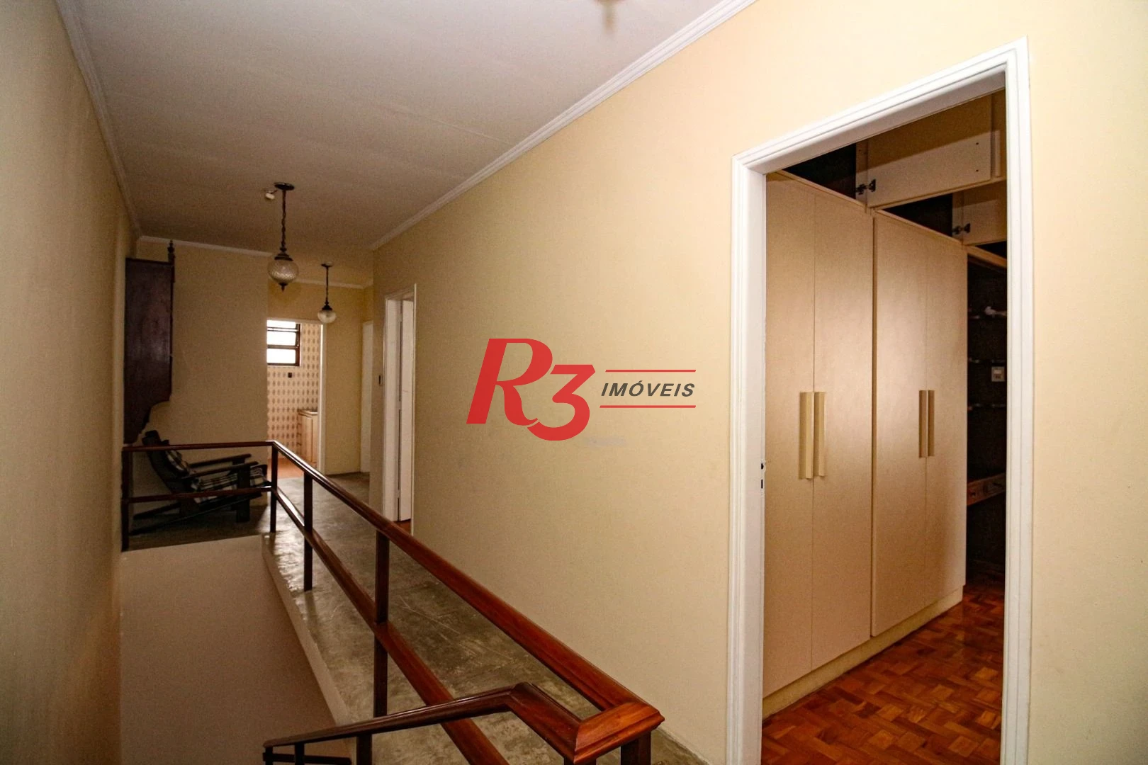 Sobrado com 4 dormitórios, 325 m² - venda por R$ 2.500.000,00 ou aluguel por R$ 8.000,00/mês - Embaré - Santos/SP
