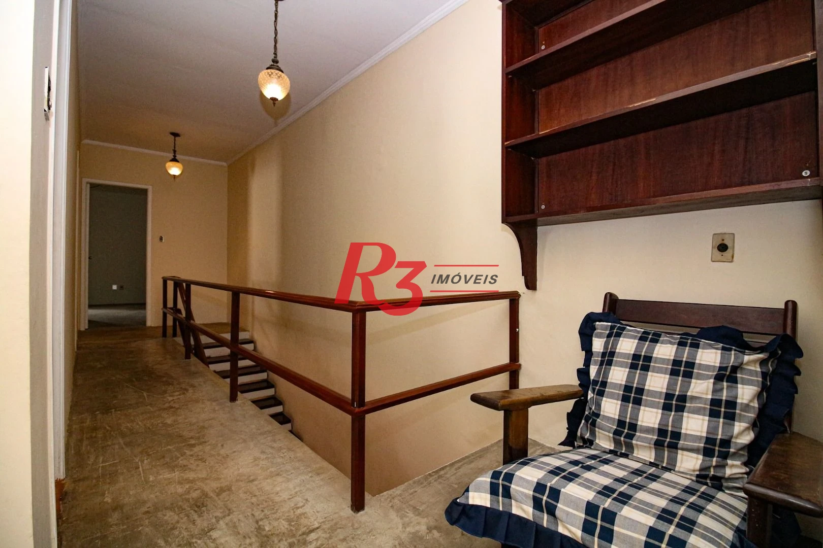 Sobrado com 4 dormitórios, 325 m² - venda por R$ 2.500.000,00 ou aluguel por R$ 8.000,00/mês - Embaré - Santos/SP