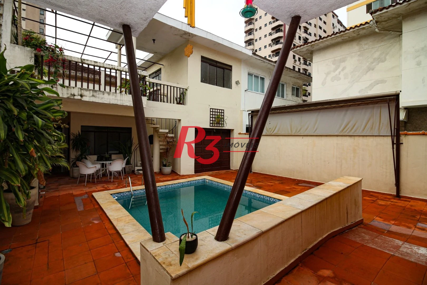 Sobrado com 4 dormitórios, 325 m² - venda por R$ 2.500.000,00 ou aluguel por R$ 8.000,00/mês - Embaré - Santos/SP
