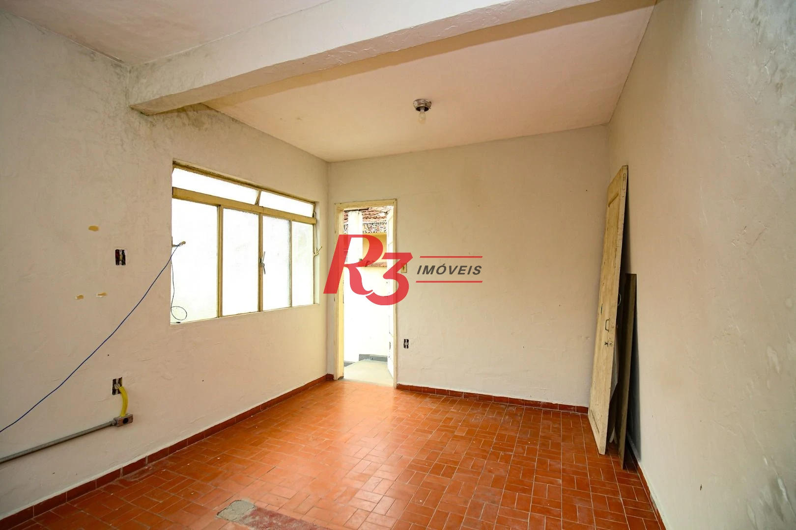 Sobrado com 4 dormitórios, 325 m² - venda por R$ 2.500.000,00 ou aluguel por R$ 8.000,00/mês - Embaré - Santos/SP