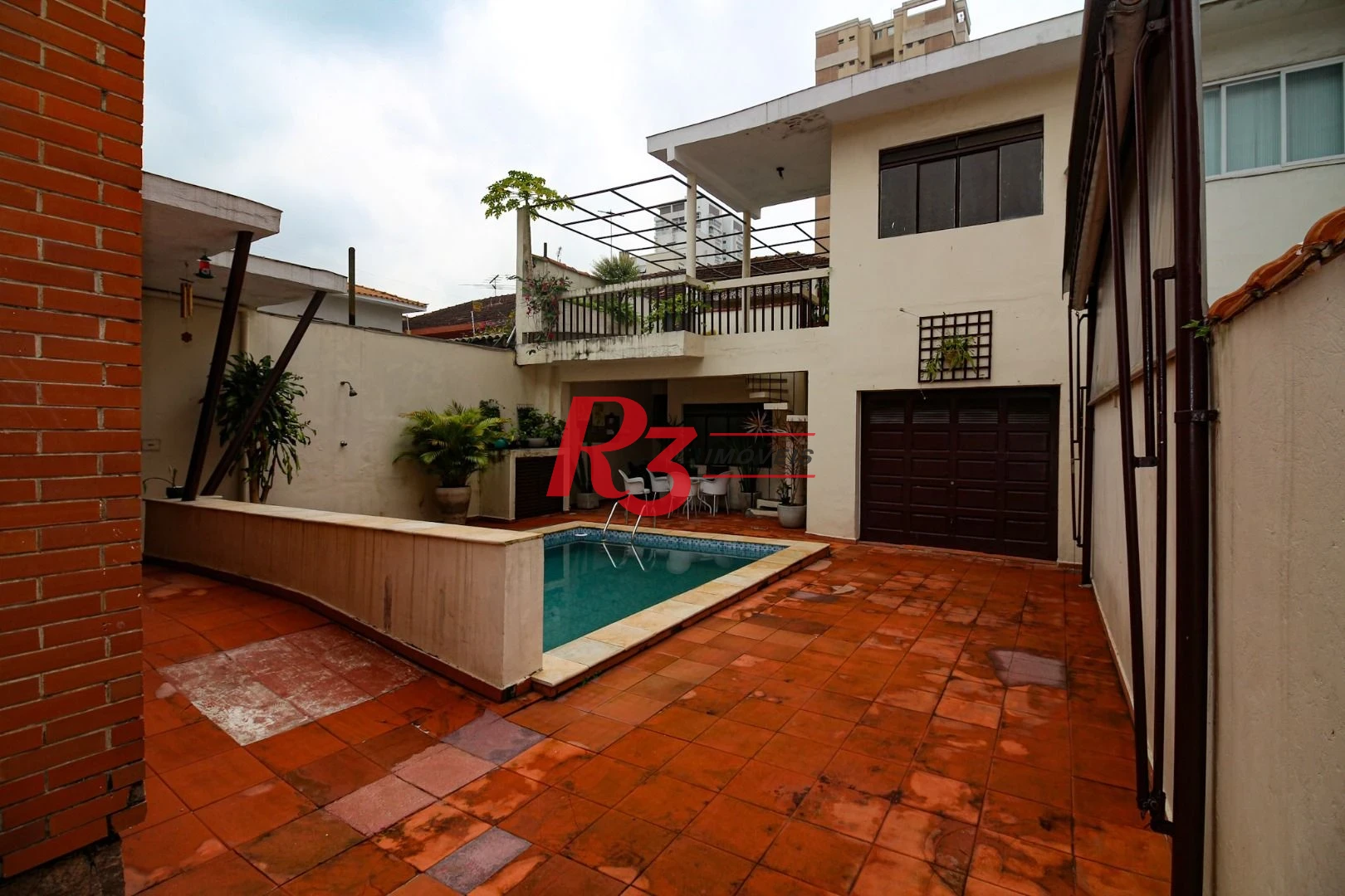 Sobrado com 4 dormitórios, 325 m² - venda por R$ 2.500.000,00 ou aluguel por R$ 8.000,00/mês - Embaré - Santos/SP
