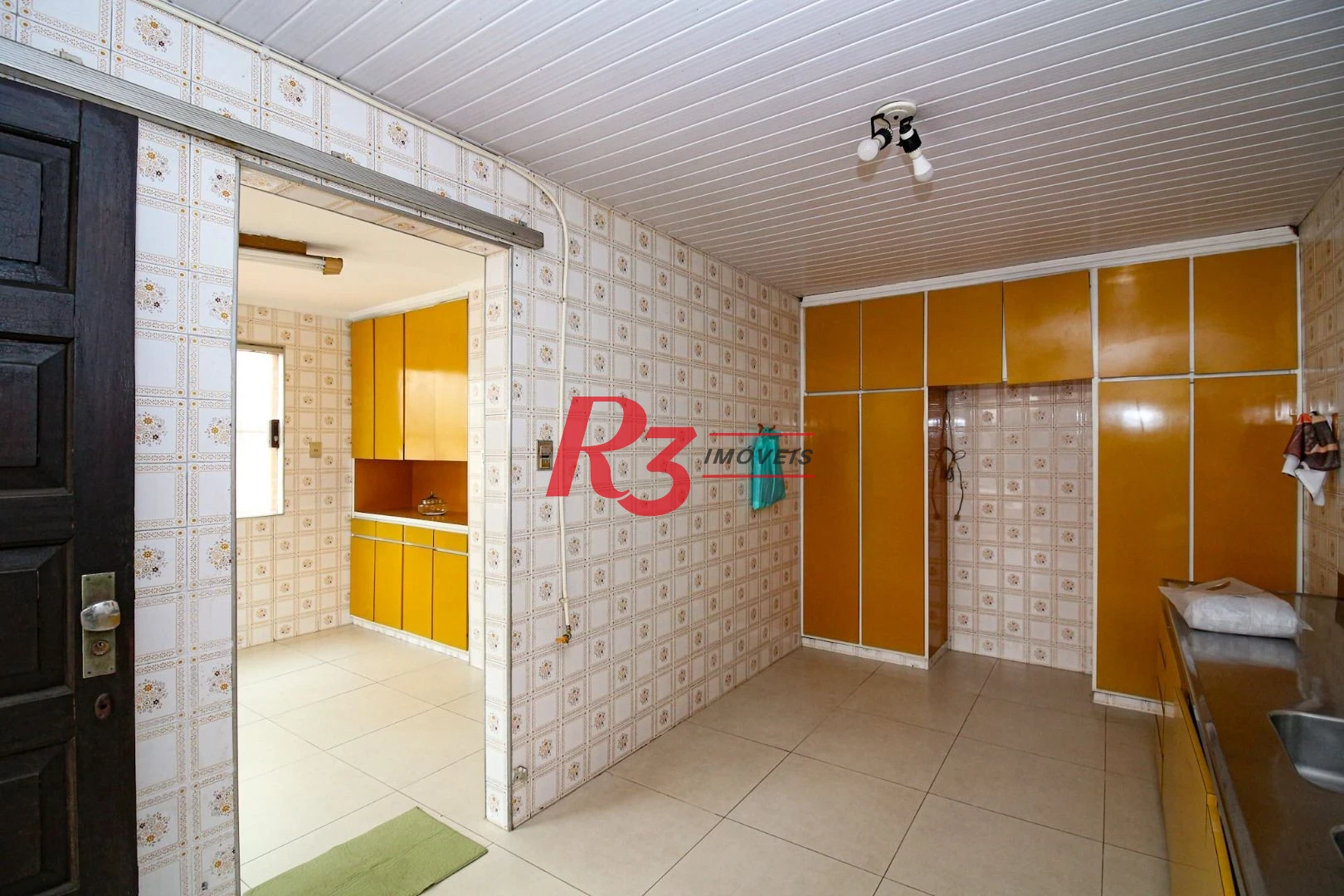 Sobrado com 4 dormitórios, 325 m² - venda por R$ 2.500.000,00 ou aluguel por R$ 8.000,00/mês - Embaré - Santos/SP