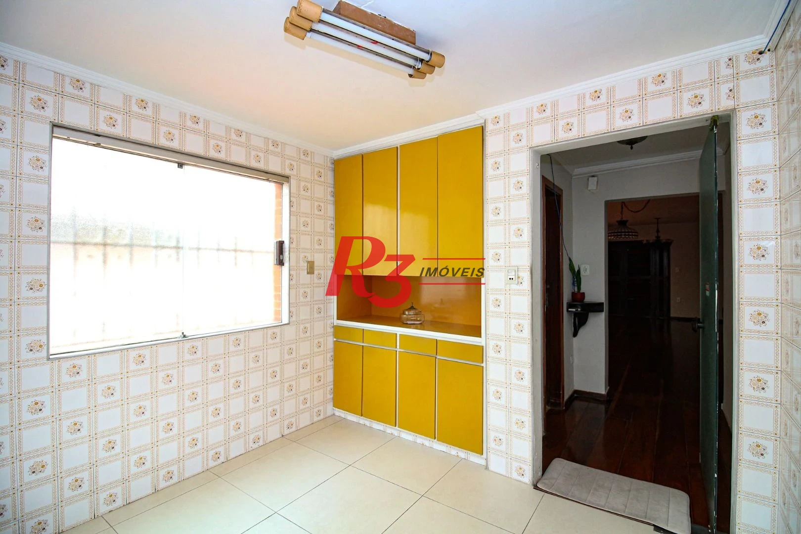 Sobrado com 4 dormitórios, 325 m² - venda por R$ 2.500.000,00 ou aluguel por R$ 8.000,00/mês - Embaré - Santos/SP
