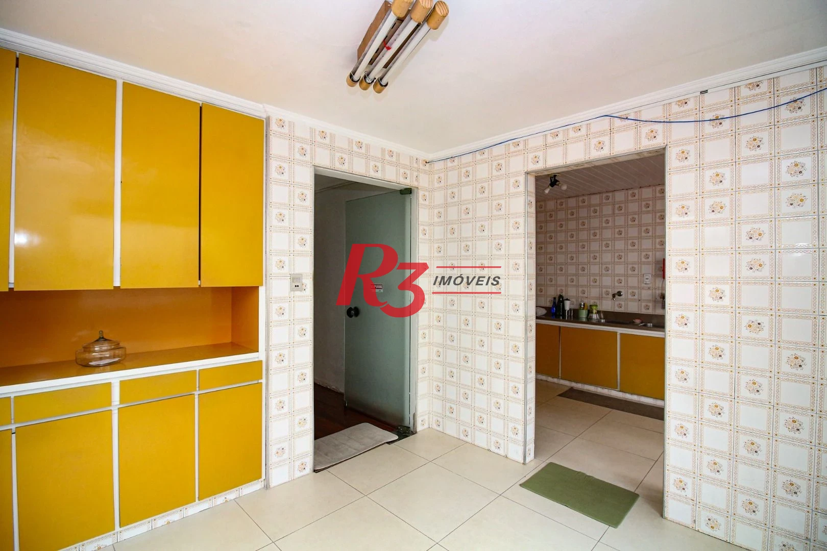 Sobrado com 4 dormitórios, 325 m² - venda por R$ 2.500.000,00 ou aluguel por R$ 8.000,00/mês - Embaré - Santos/SP