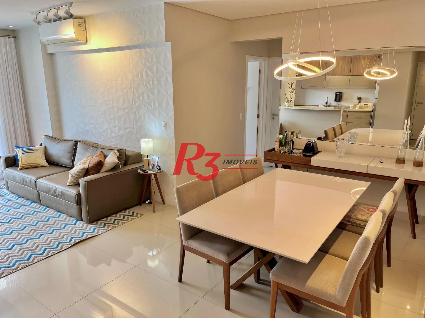 Apartamento com 2 dormitórios à venda, 85 m² por R$ 925.000,00 - Marapé - Santos/SP