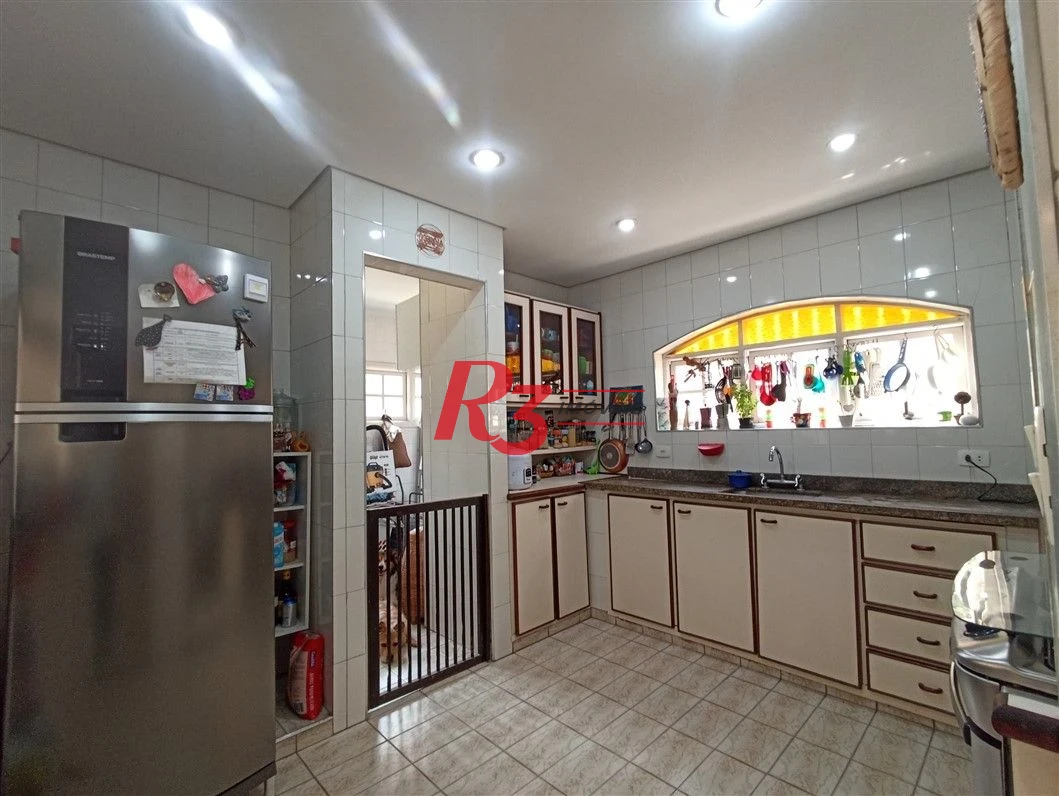 Sobrado à venda, 236 m² por R$ 1.990.000,00 - Embaré - Santos/SP