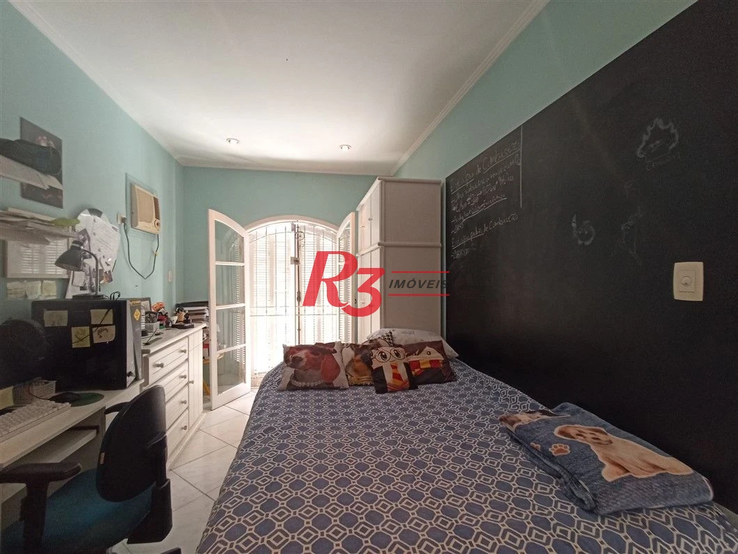 Sobrado à venda, 236 m² por R$ 1.990.000,00 - Embaré - Santos/SP