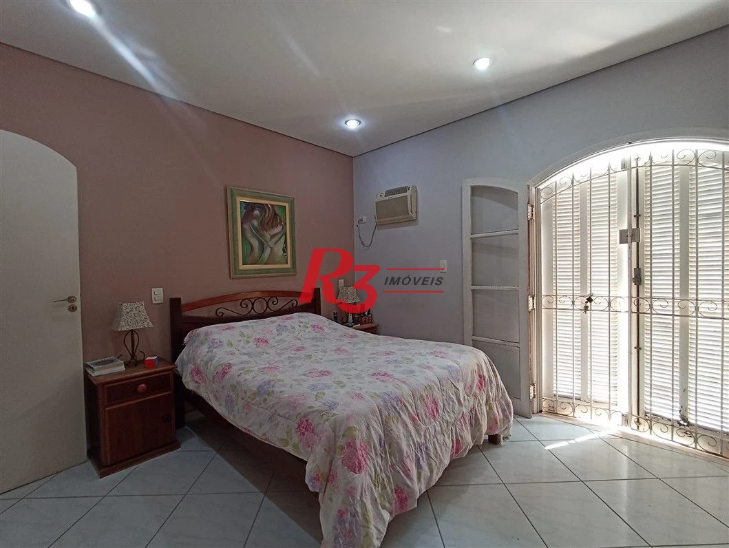 Sobrado à venda, 236 m² por R$ 1.990.000,00 - Embaré - Santos/SP