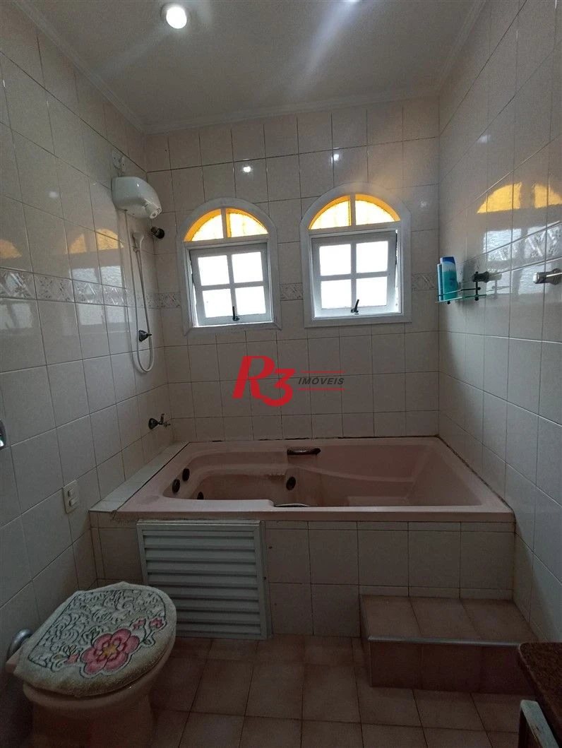 Sobrado à venda, 236 m² por R$ 1.990.000,00 - Embaré - Santos/SP