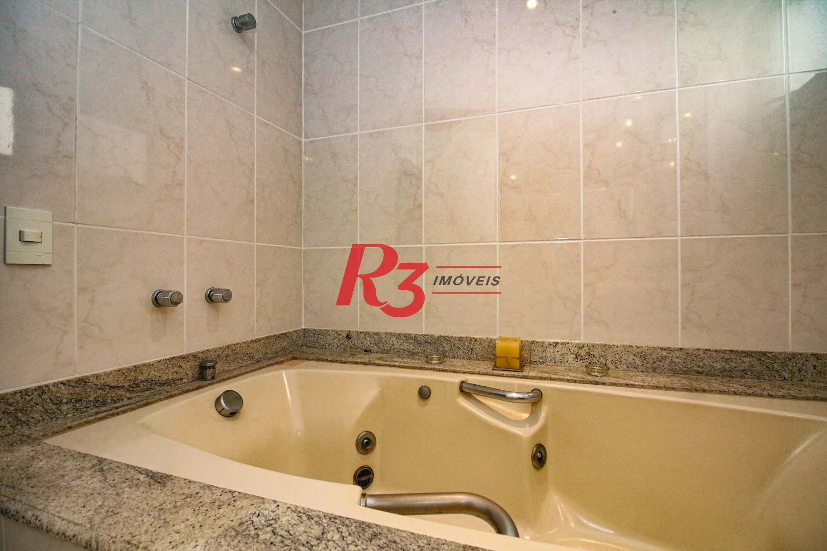 Apartamento com 4 suítes à venda, 266 m² por R$ 2.500.000 - Boqueirão - Santos/SP